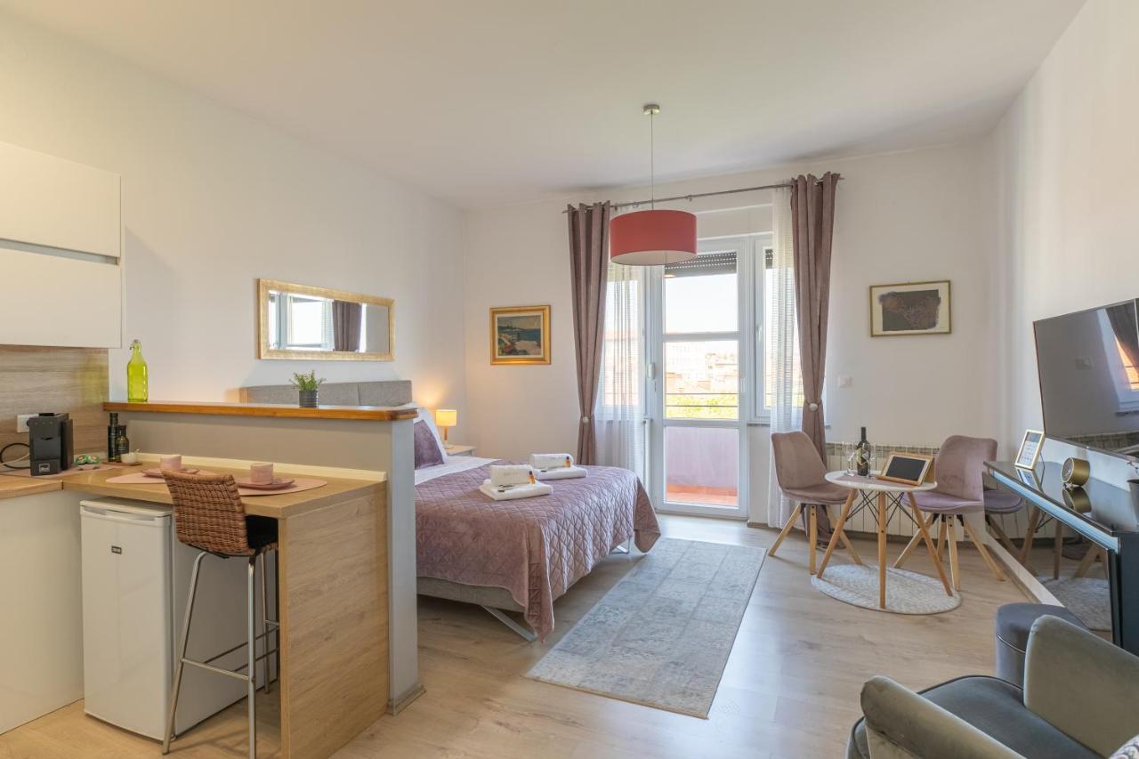 Polai Panorama Apartments With Free Parking 외부 사진