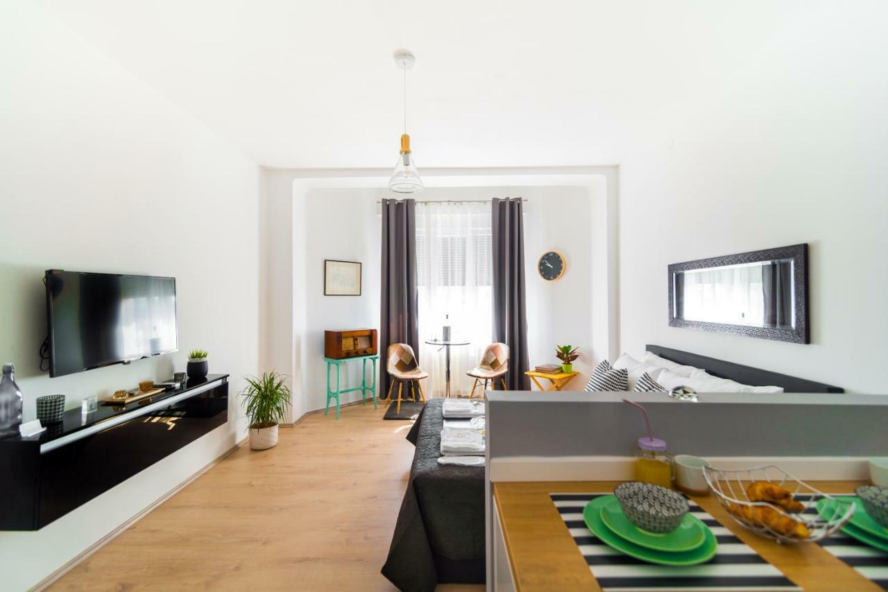 Polai Panorama Apartments With Free Parking 외부 사진